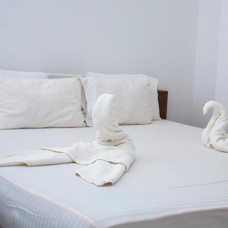 Wave Beach Resort 乌纳瓦图纳 外观 照片
