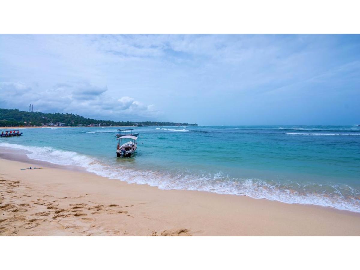 Wave Beach Resort 乌纳瓦图纳 外观 照片