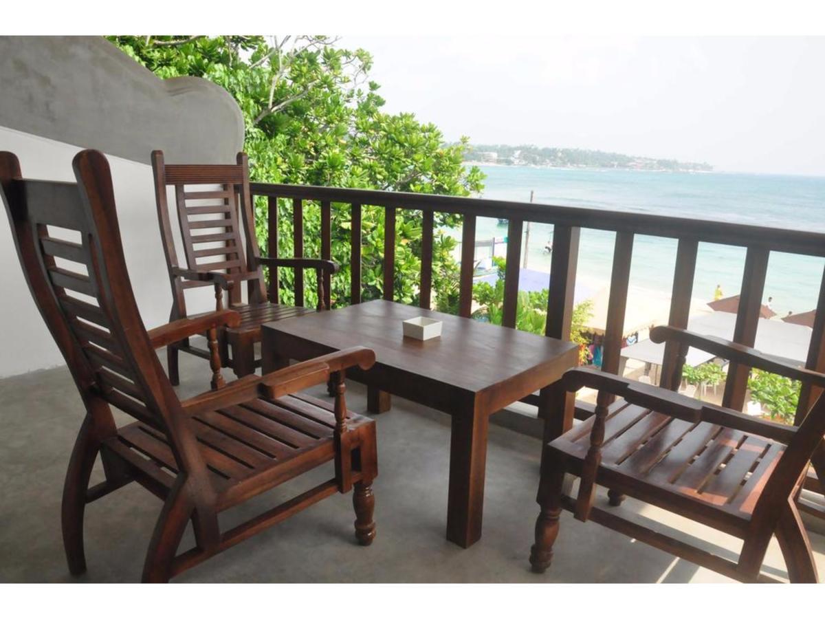 Wave Beach Resort 乌纳瓦图纳 外观 照片