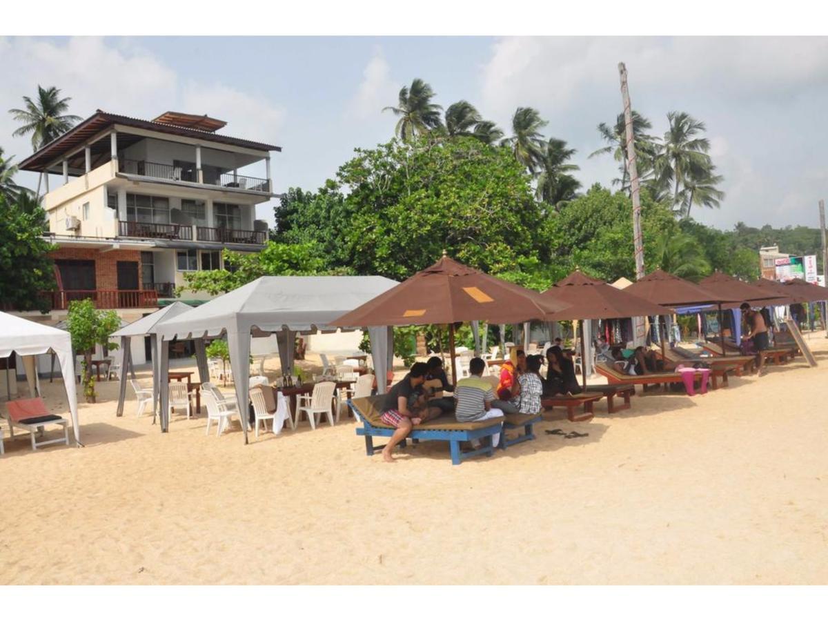 Wave Beach Resort 乌纳瓦图纳 外观 照片