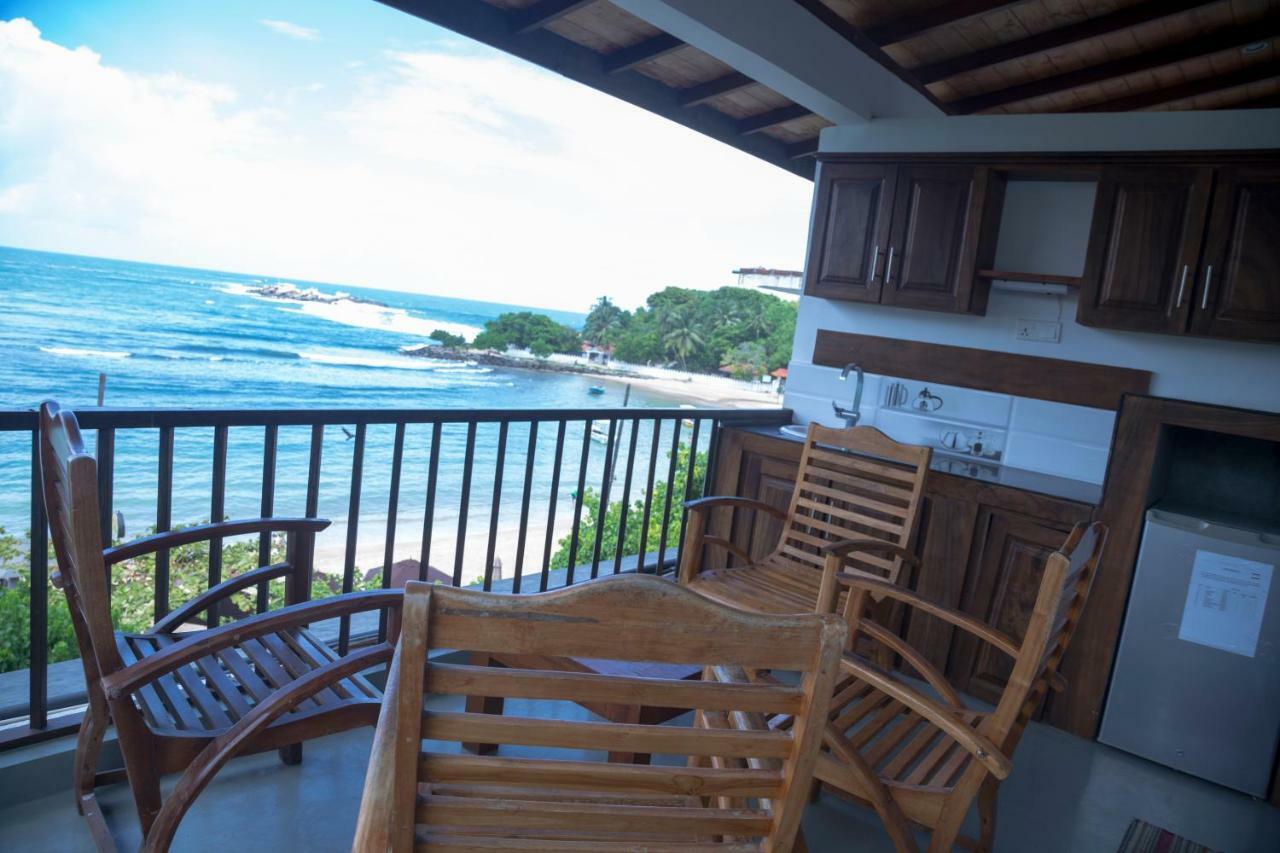 Wave Beach Resort 乌纳瓦图纳 外观 照片