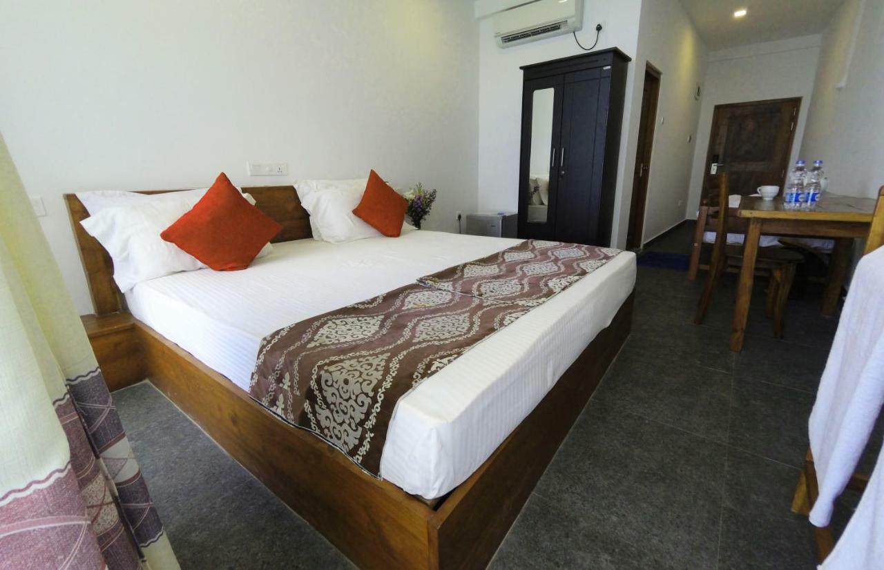 Wave Beach Resort 乌纳瓦图纳 外观 照片